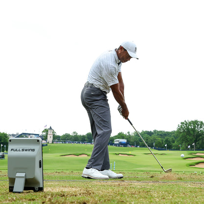 Full Swing KIT Launch Monitor – Pro Golf Simulator & Swing Analyzer
