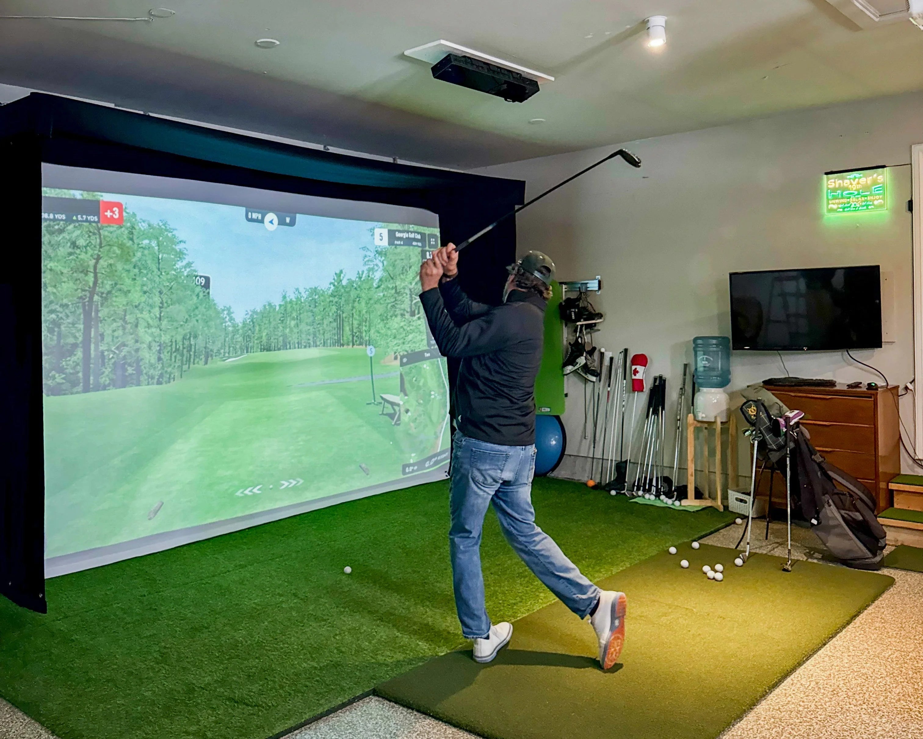 Vanish LITE Hybrid-Retractable Golf Enclosure